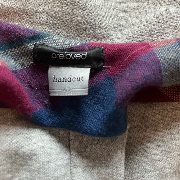 Preloved brand winter size small coat - Picture 5 of 11